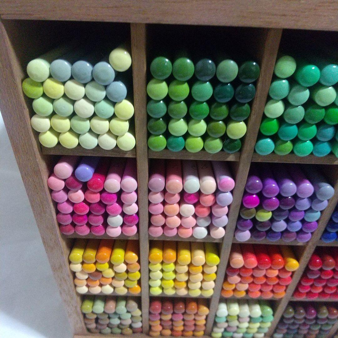 の*中様 収納棚付き　フェリシモ500色 色鉛筆