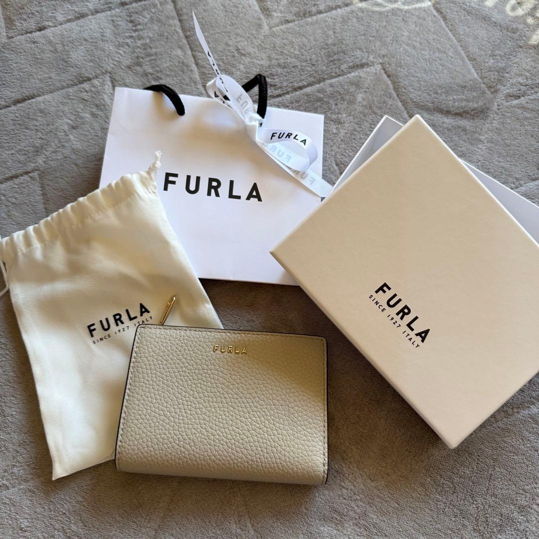 FURLA ウォレット　お財布