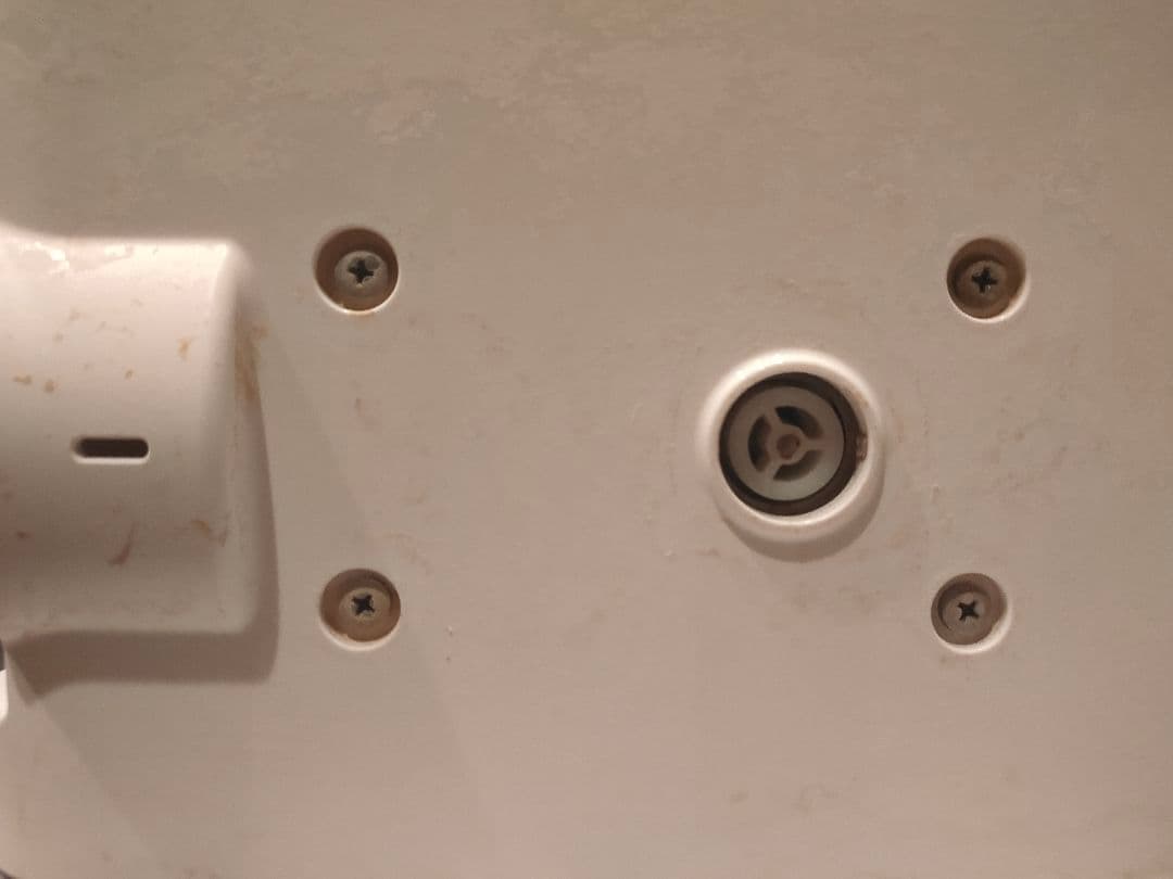 ハウステック　クリン軟水器　浴室備付