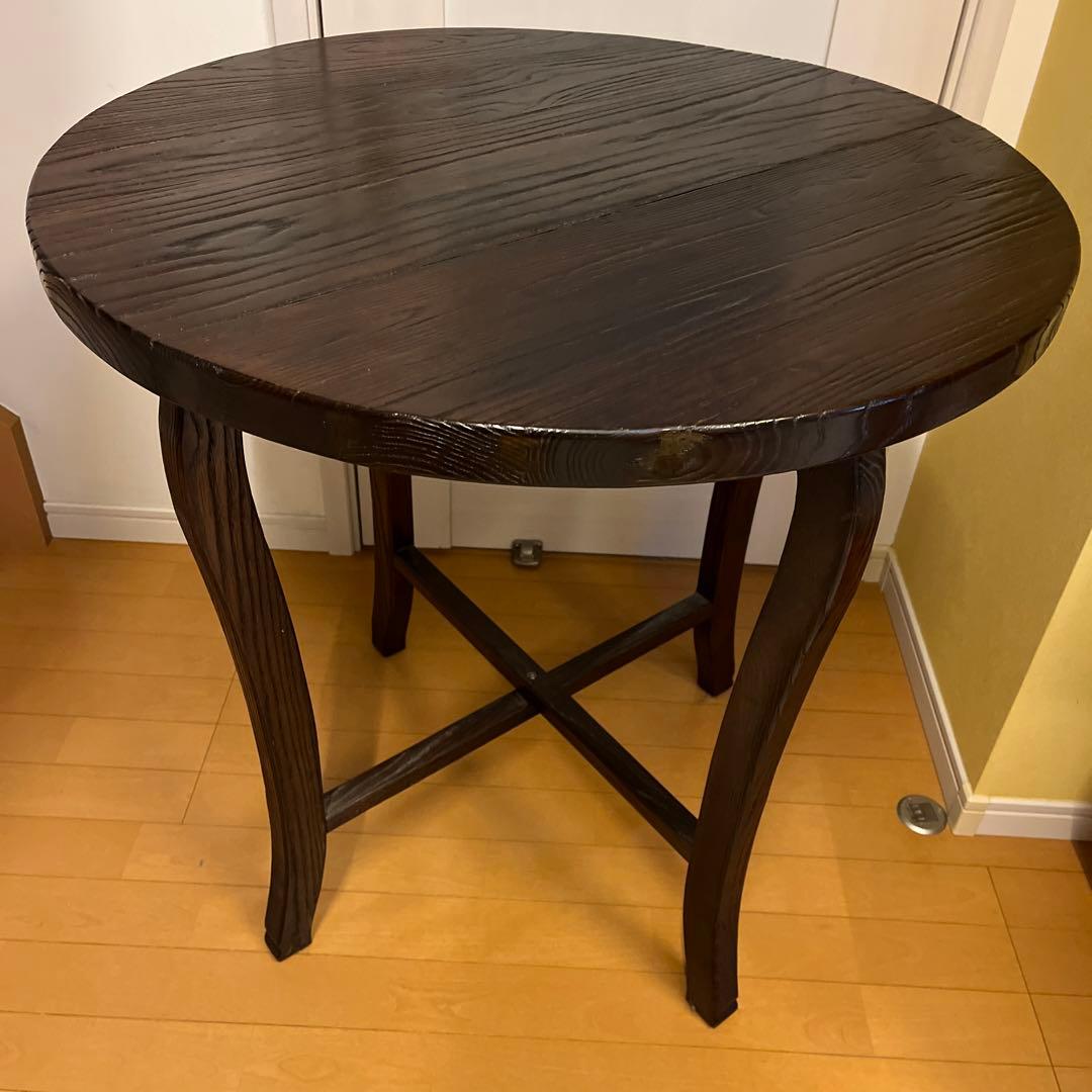 海外のハンドメイドアンティークテーブル