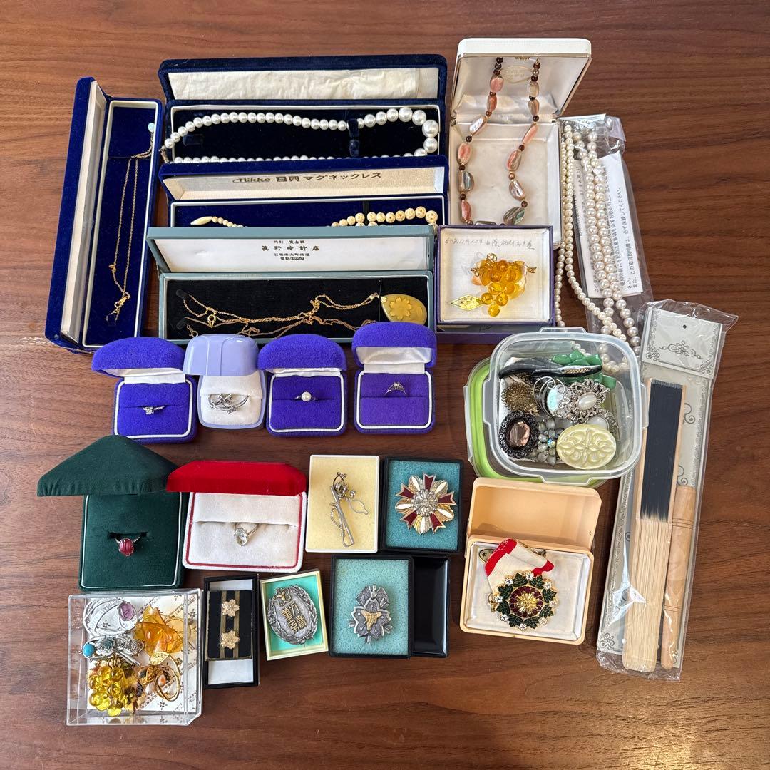 ジュエリーセット 多様なデザイン　遺品整理