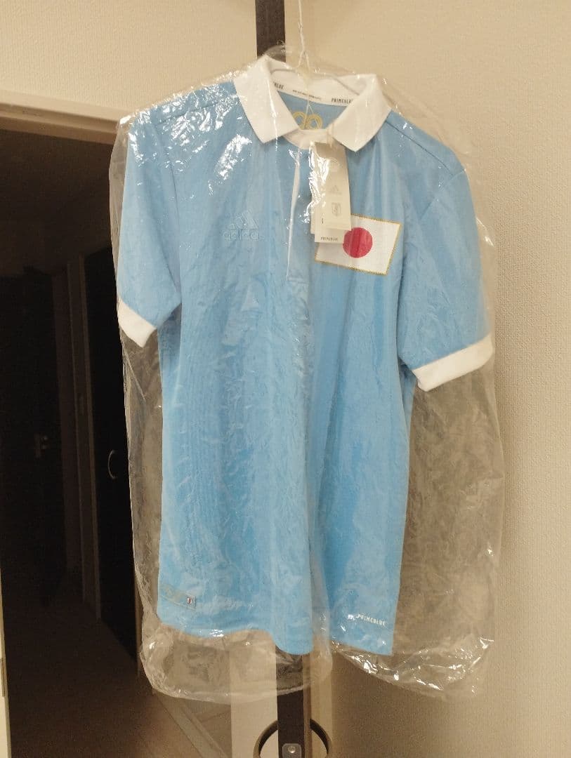 サッカー日本代表100周年記念ユニホーム