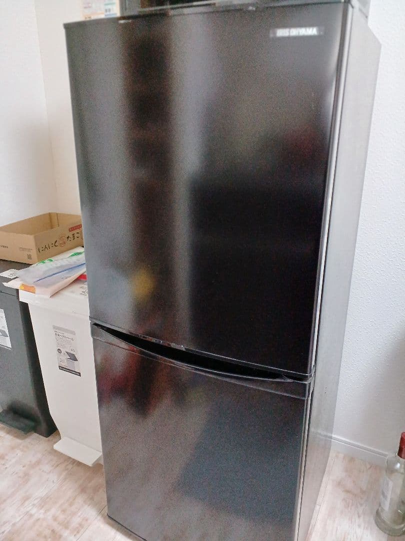 ⭐Ringo⭐【2023年製】アイリスオーヤマノンフロン冷凍冷凍庫