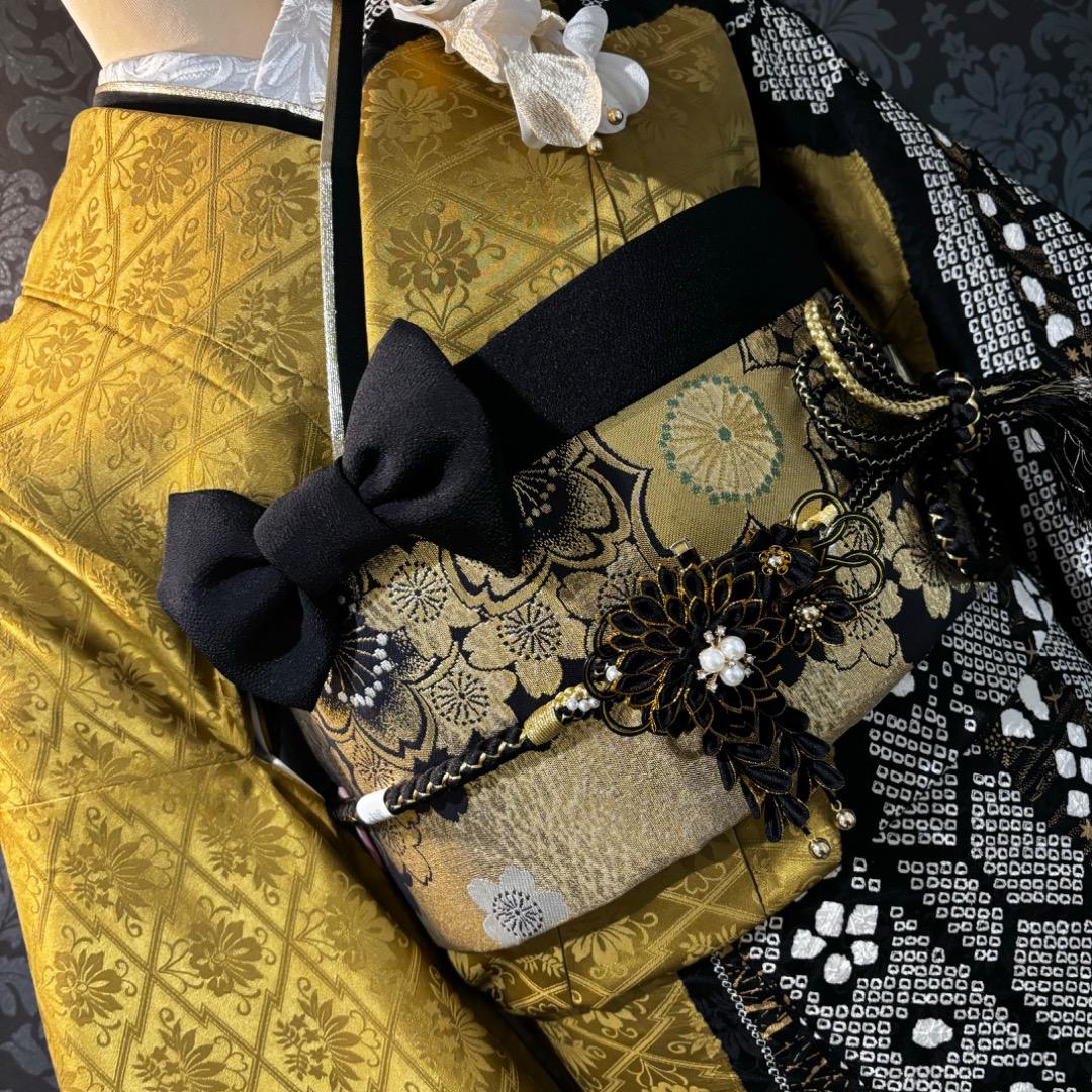 美品　地紋　熨斗　手絞り　金彩　逸品　振袖　フルセット 振り袖
