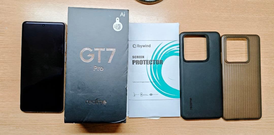 【★美品・グローバル★】Realme GT7 Pro 16GB/512GB