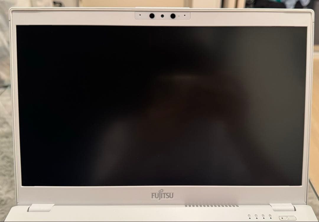 富士通 ノートパソコン Core i7搭載／Windows