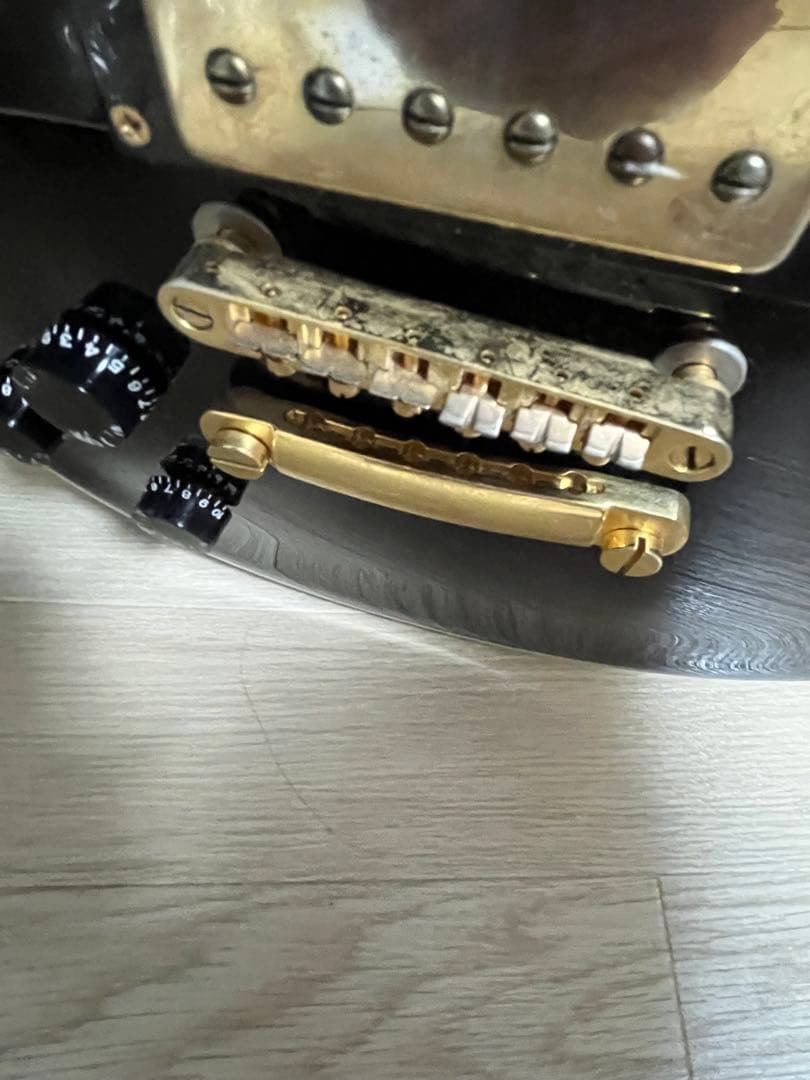 Maison ブラックエレキギター 左利き　レフティ