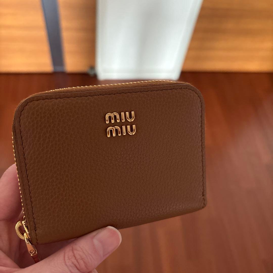 ブラン　新品 未使用　ミュウミュウ ケース カードケース