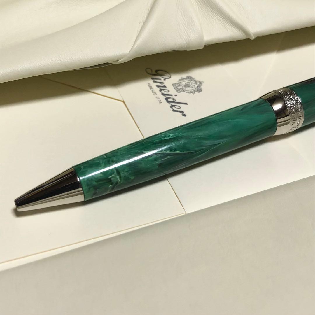 新品未使用 廃番品 ピナイダー ボールペン ジェムストーン マカライトグリーン