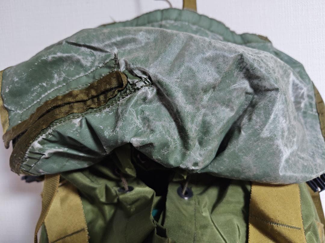 米軍実物　アリスパック ラージサイズ バックル仕様に改造済