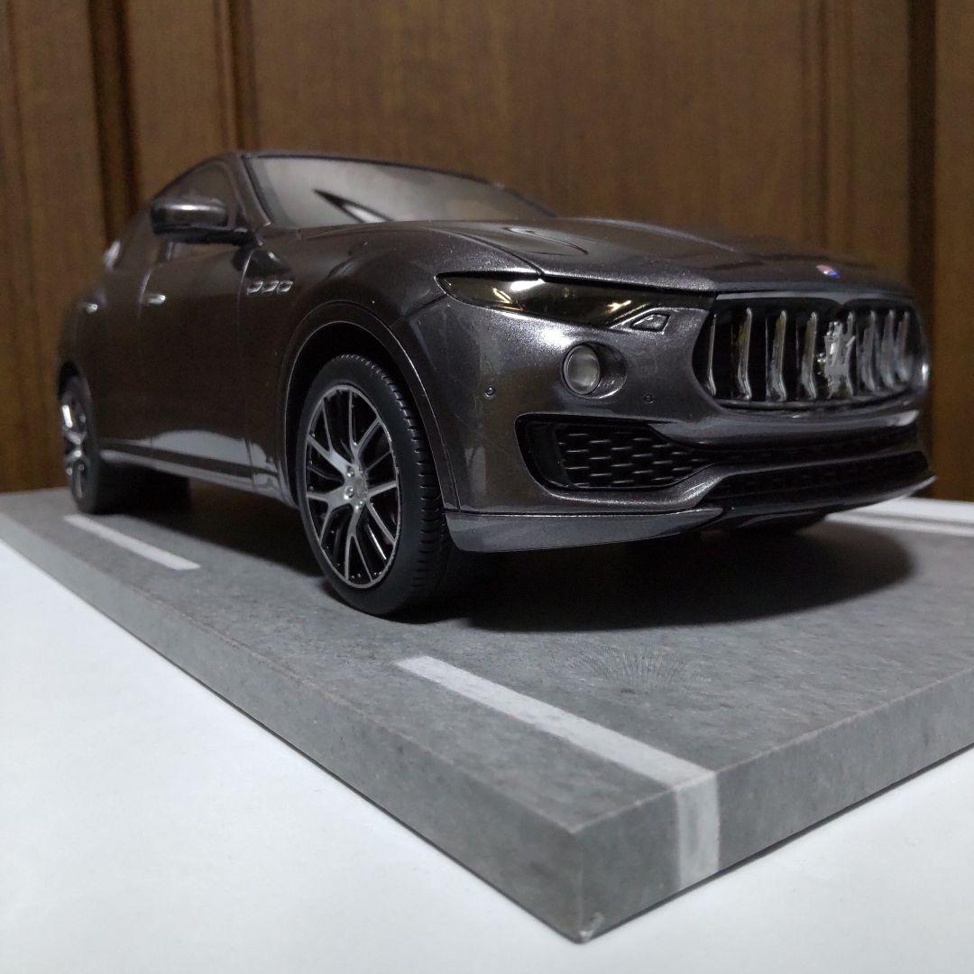 マセラティ レヴァンテ ジュネーブモーターショウ 1/18 BBR 京商