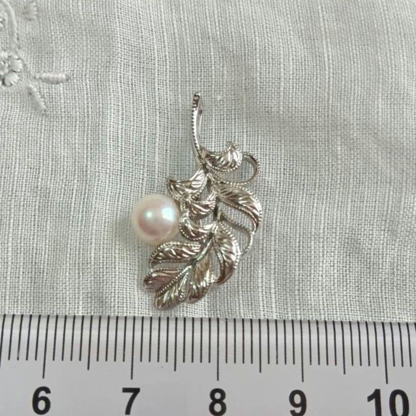 MIKIMOTO　ピンブローチ兼ペンダントトップ