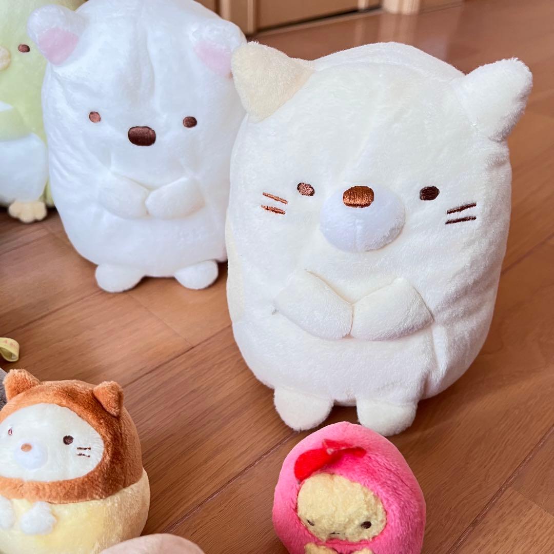 【まとめ売り！】64点　すみっコぐらし　ぬいぐるみ　マスコット　ストラップお部屋