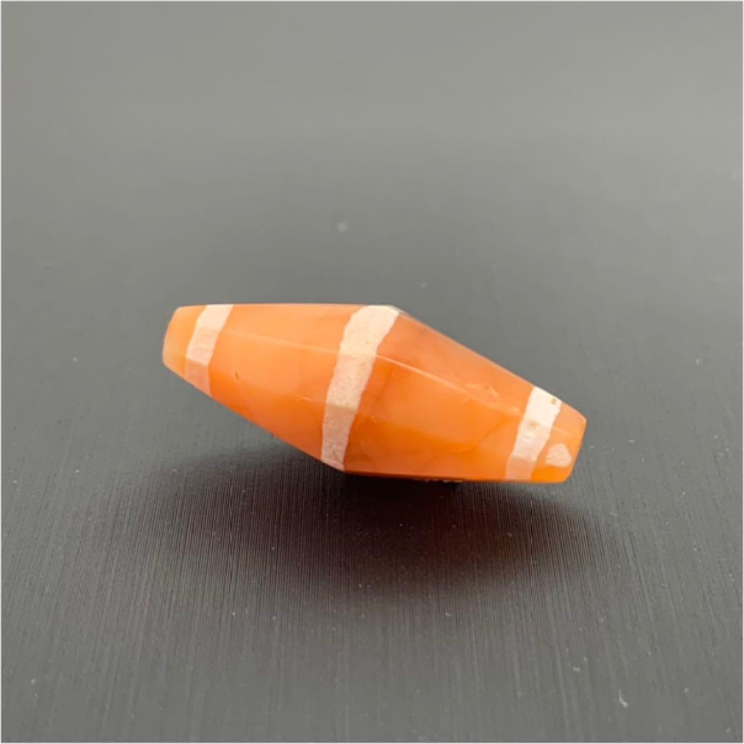 【アンティーク ビーズ】ピュー時代(1200年前)の瑪瑙ビーズ