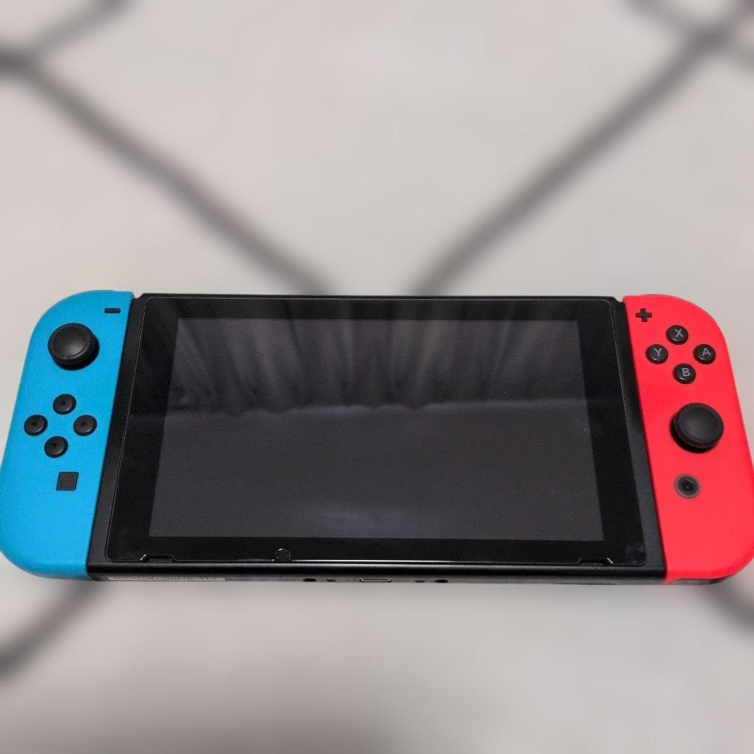 ま*り様 【美品】 Switch本体　プロコン　ケース　SDカード付き