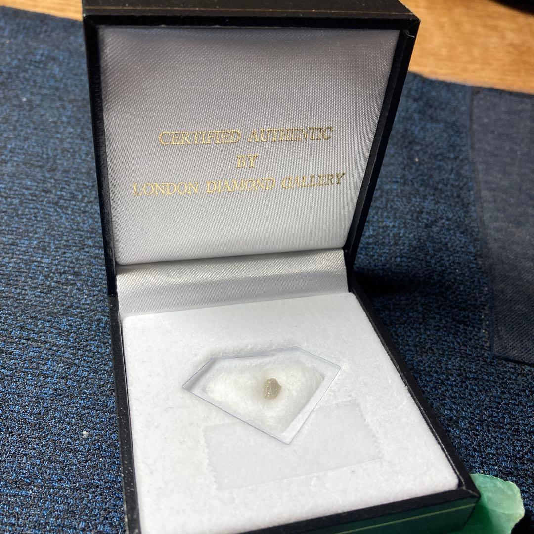 ♪( ´▽｀)いつか、オリジナルアクセサリー作る為に持っていた、ダイヤモンド原石