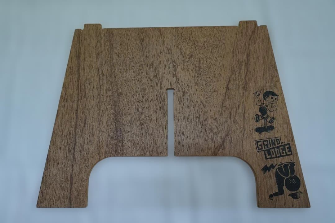 GRINDLODGE グラインドロッヂ　ソーテーブル