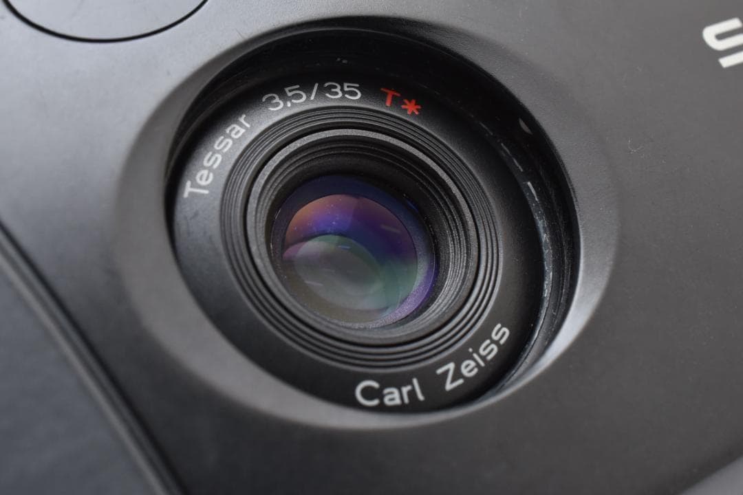 美品 KYOCERA Slim T カールツァイス コンパクトフィルムカメラ