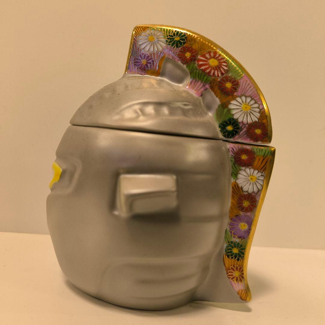 ウルトラセブン　九谷焼　ウルトラの故郷「Ｍ７８星雲」にちなみ７８個限定製作