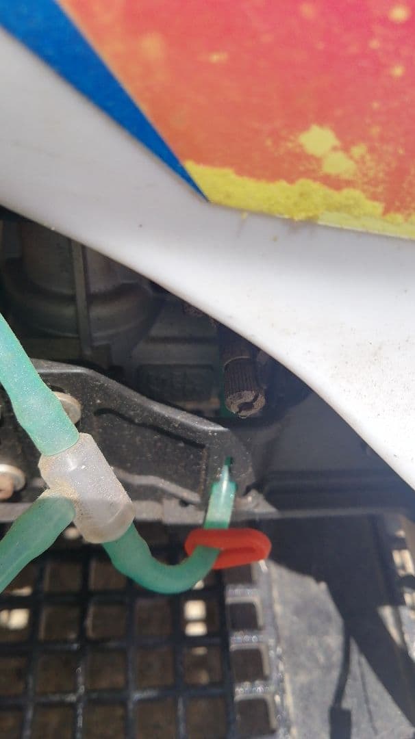 ヒロボー　シャトルスカディ　Evo　フタバT8J