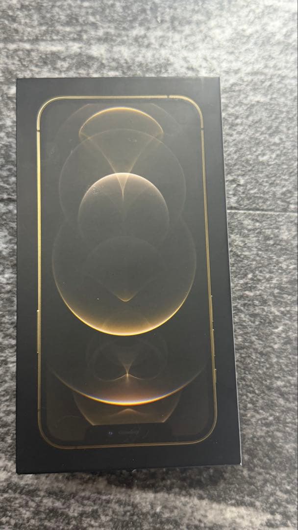 【美品】Apple iPhone 12 Pro 128GBゴールド 本体とケース