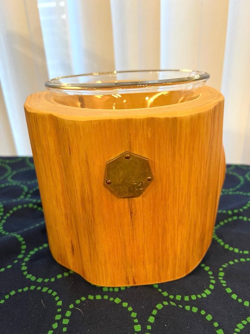 カルデサックcul de sac天然ヒバペットテーブルとガラスボウル