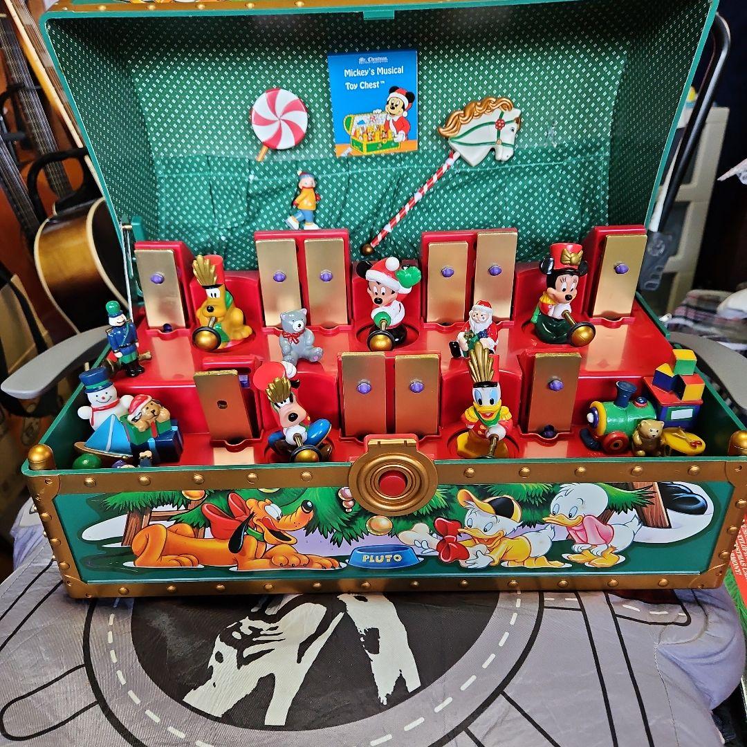 ミッキーミュージカルトイチェスト
