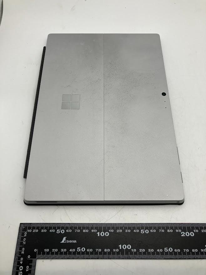 ジャンク品　Microsoft Surface ノートPC本体