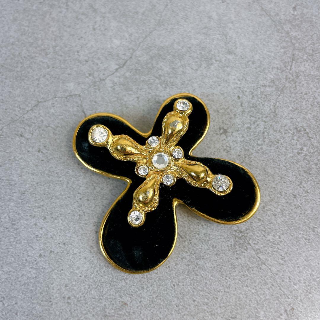 Christian Lacroix クリスチャンラクロワ　ブローチ　ヴィンテージ