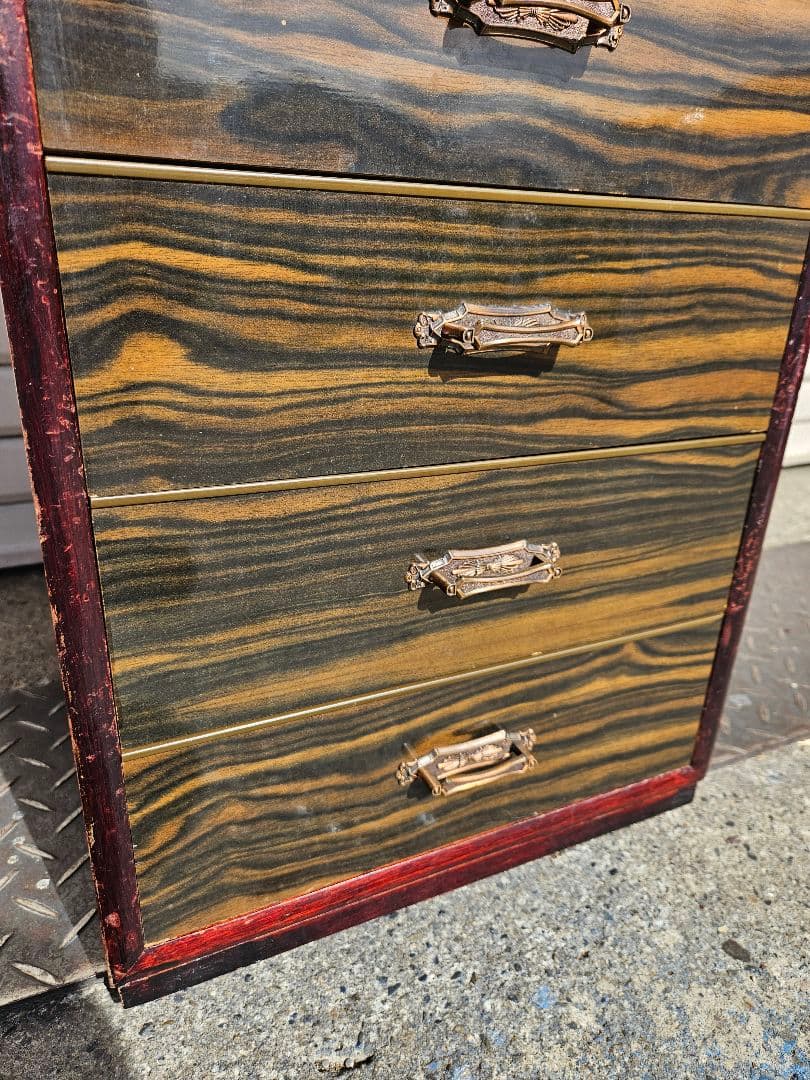 ジャパンヴィンテージ 古い木の抽斗 小箪笥 鍵付き 木製 小引き出し 収納