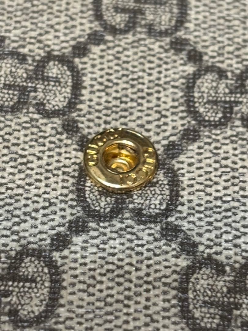 GUCCI 二つ折り財布 GGパターン ブラウン