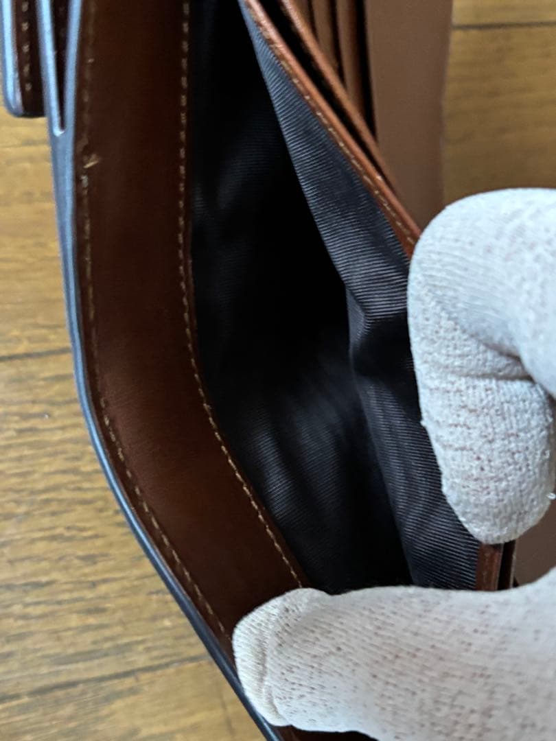 GUCCI 二つ折り財布 GGパターン ブラウン