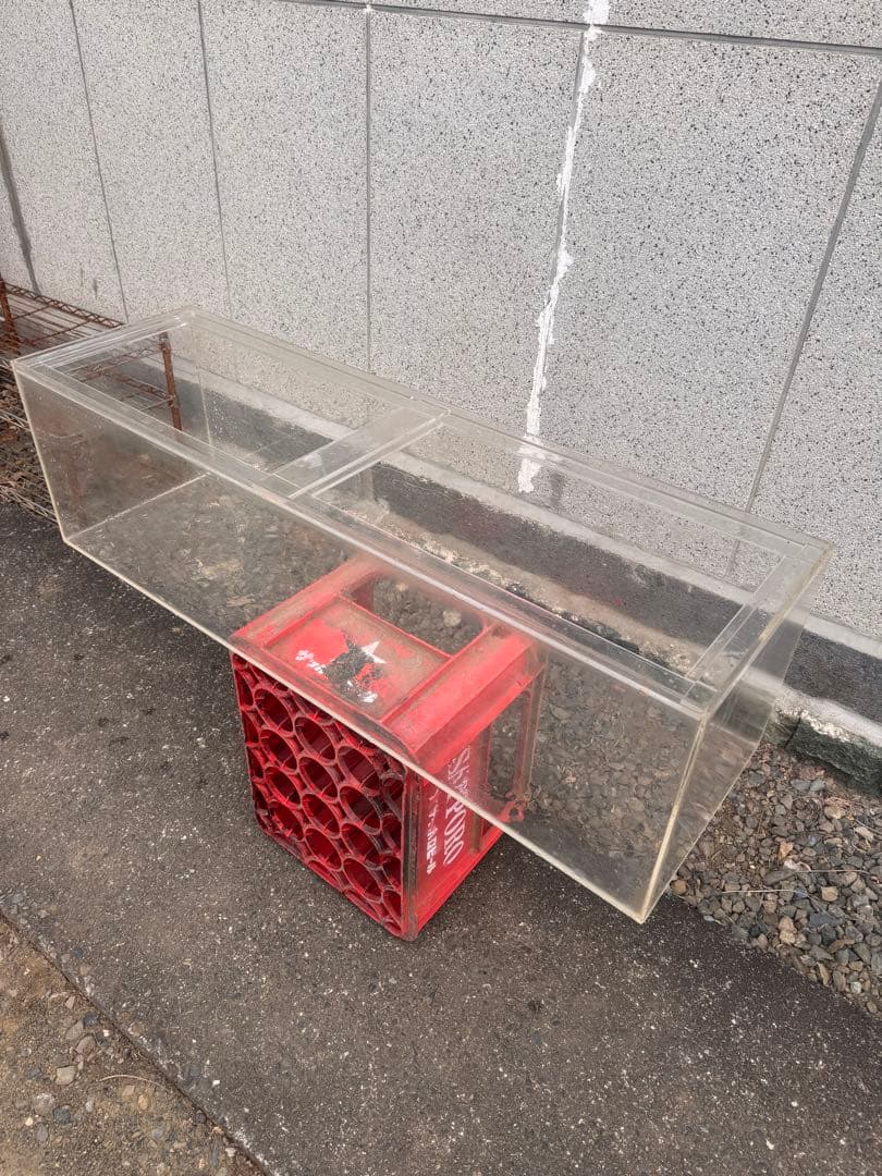 チ*じ様 アクリル水槽 1000×300×300