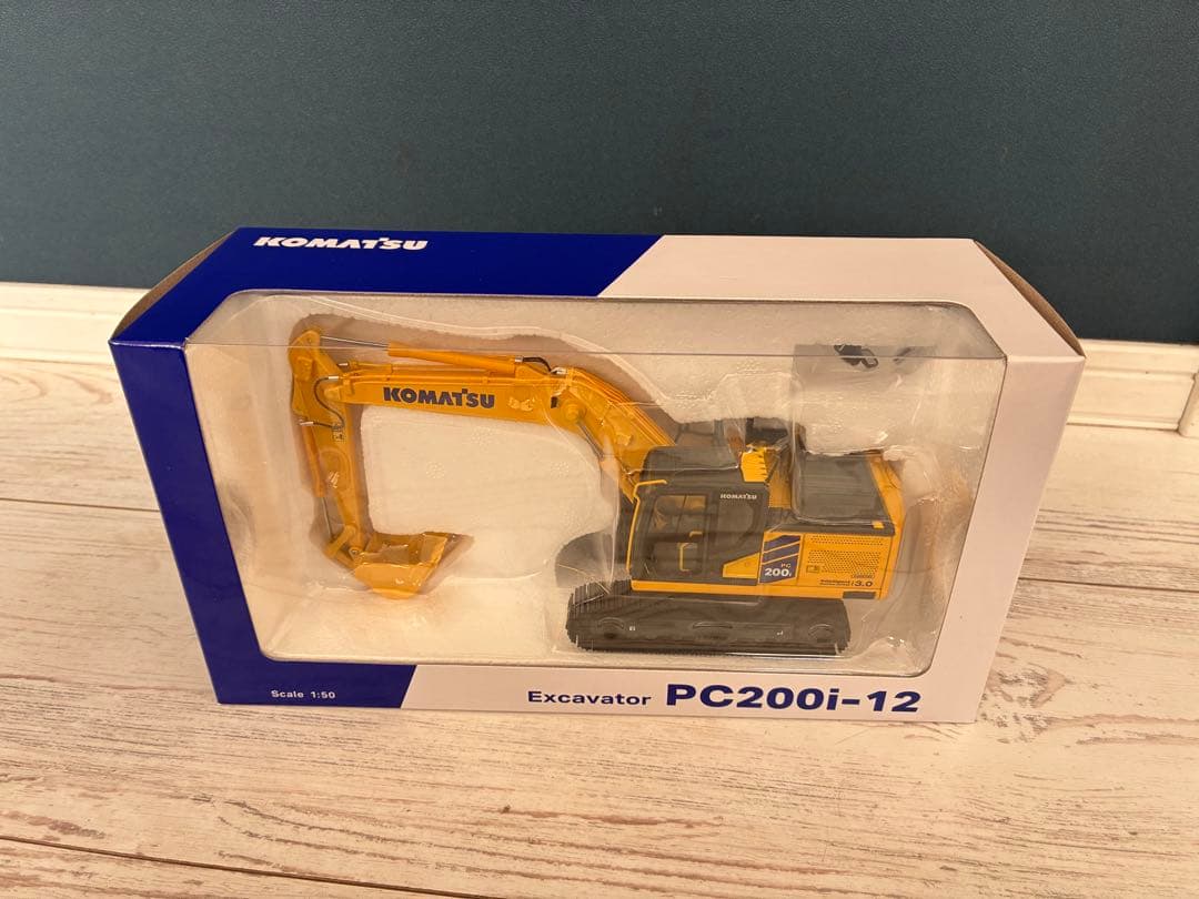 KOMATSU PC200i-12 エクスカベーター 1/50