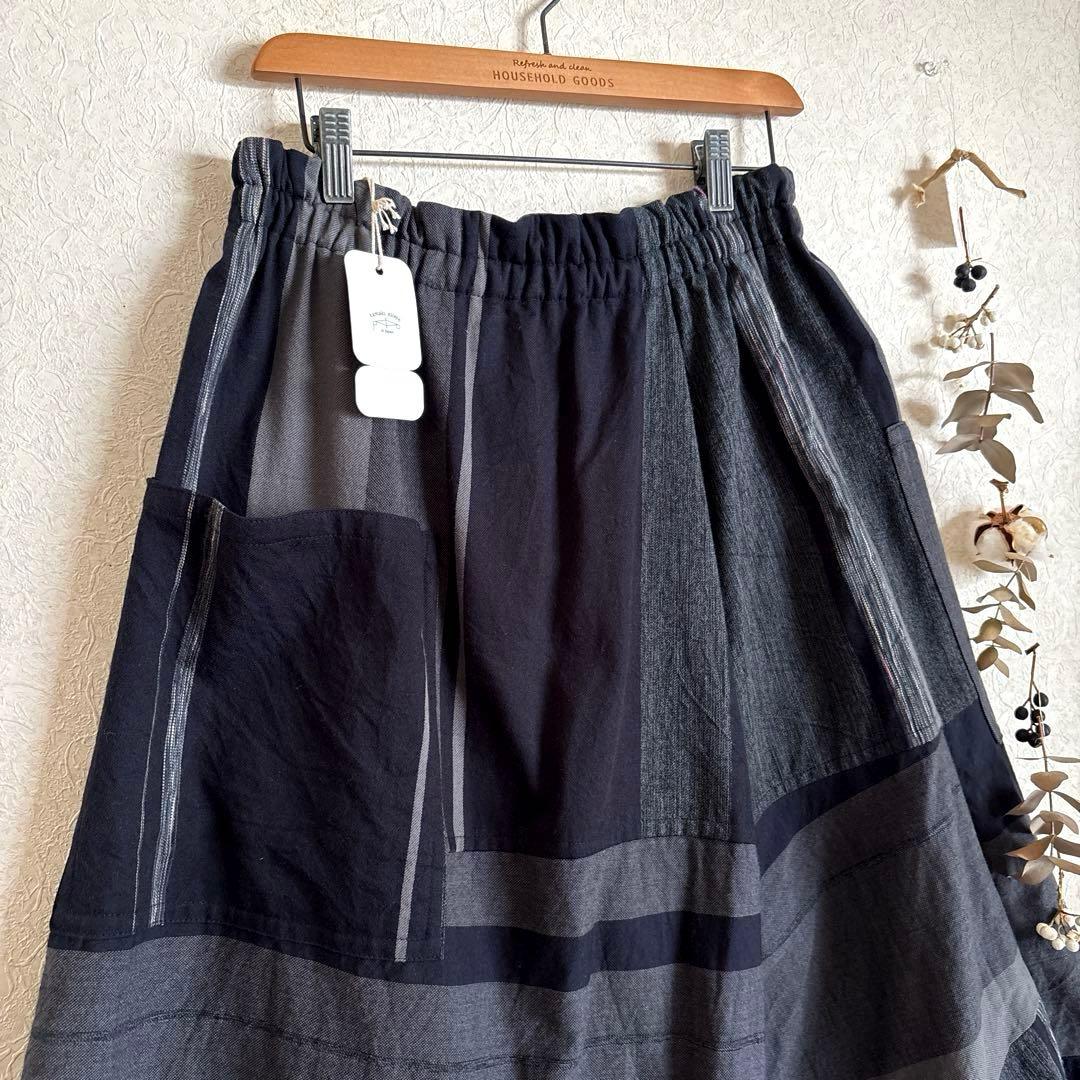 【新品タグ付】タマキニイメ　今季　ダックス　❶ネイビーmix系