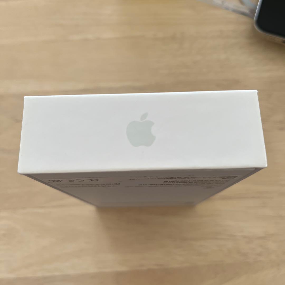 iPhone 15 Pro 256GB ホワイトチタニウム SIMフリー