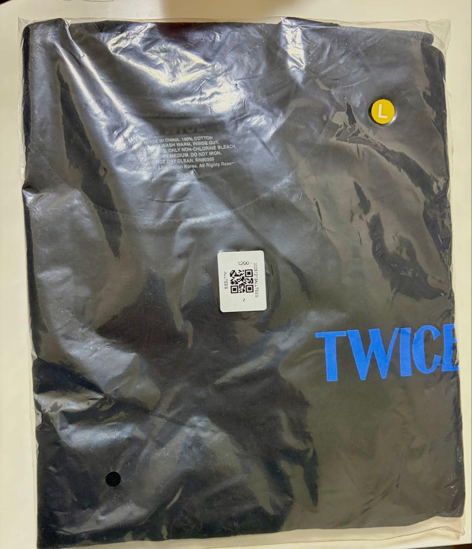 TWICE バンコク　オフィシャルグッズ　Tシャツ