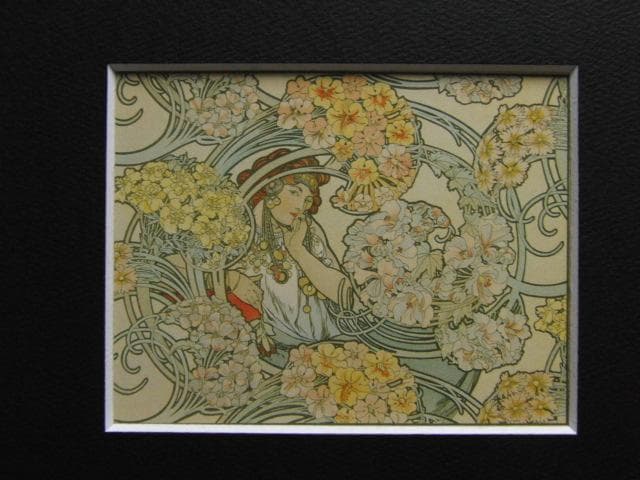 アルフォンス・ミュシャ、花に囲まれた赤毛の女性（織物のデザイン）