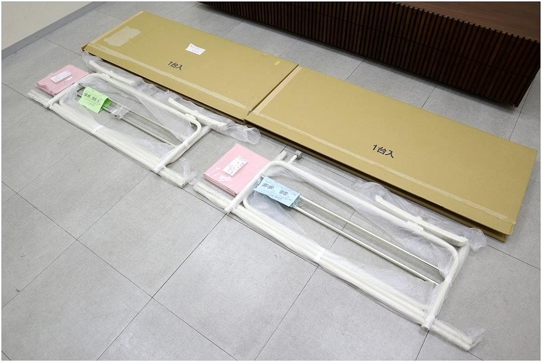 未使用 クロス メディカルスクリーン 2連 パーテーション 仕切り 病院 医院