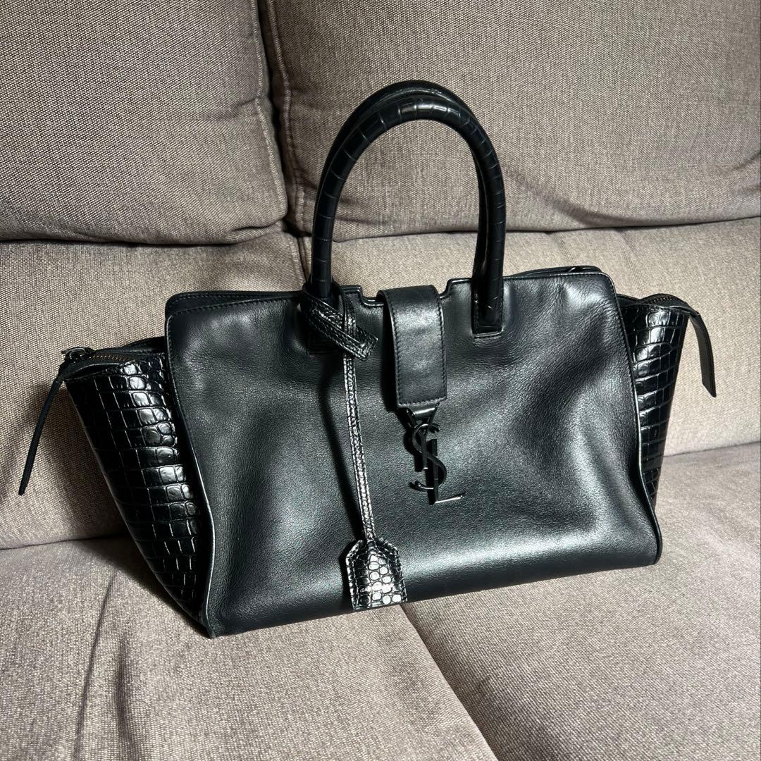 サンローラン　ダウンタウンカバス