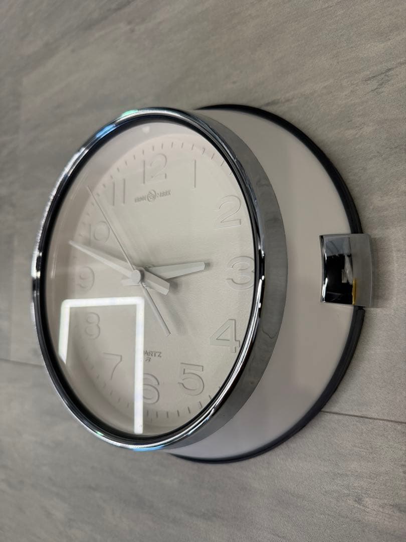 Pacific Furniture Service 壁掛け時計