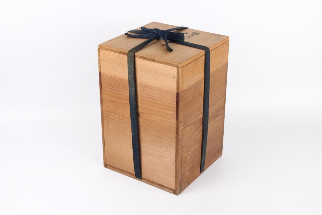 明治 谷本要助作 武者 赤糸威 金色兜 蝙蝠男面 鎧飾り 共箱 EG1-08