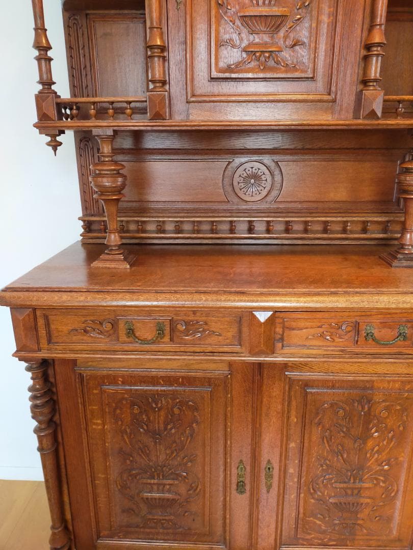 アンティーク　キャビネット