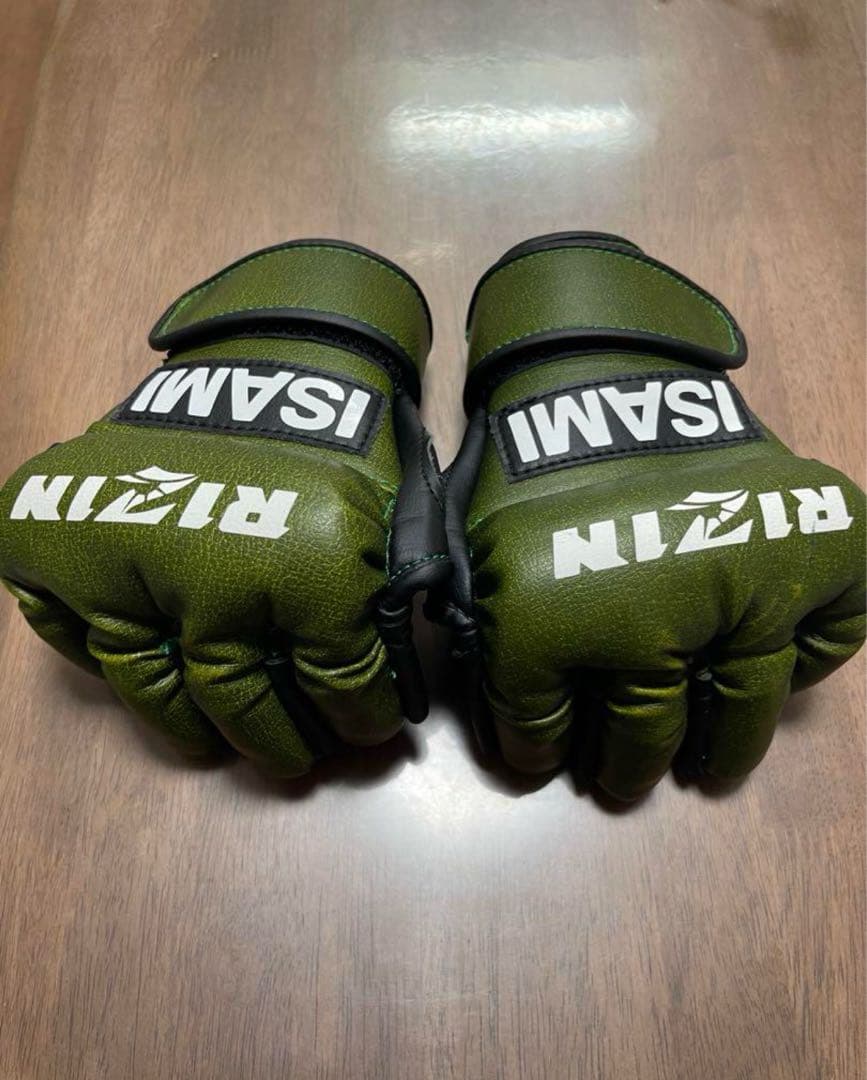 RIZIN ISAMI グリーン オープンフィンガーグローブ　Mサイズ