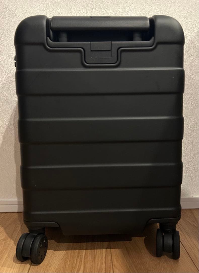 【美品】無印良品 バーを自由に調節できる ハードキャリーケース 20L ブラック