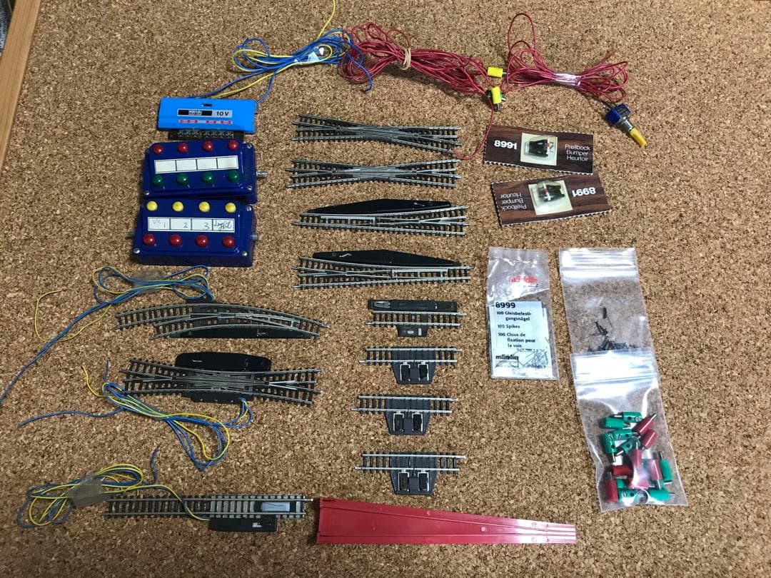 メルクリンZゲージ、レール、アクセサリー、ガイドブック