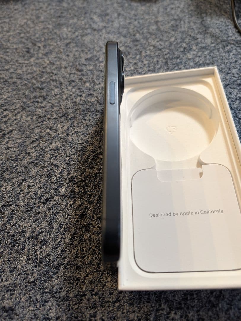 iPhone 15 Pro ブルーチタニウム 256gb SIMフリー