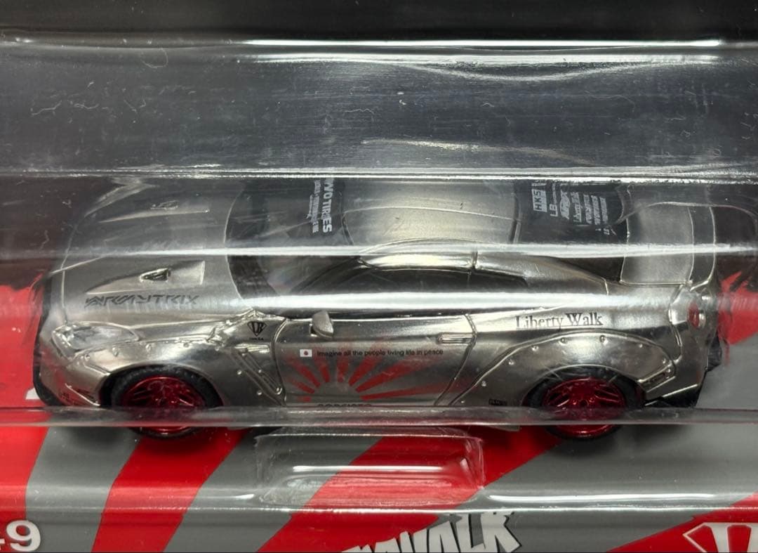 ミニGT 1/64 LB WORKS 日産 GT-R R35 サテンシルバー