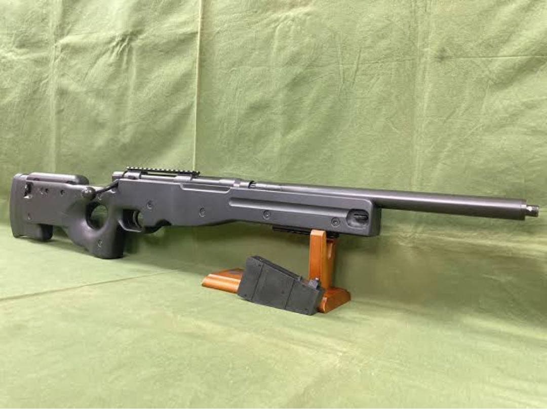 クラウンモデル　タイプ96 シニア　サイレンサー、バイポット、スコープ付き