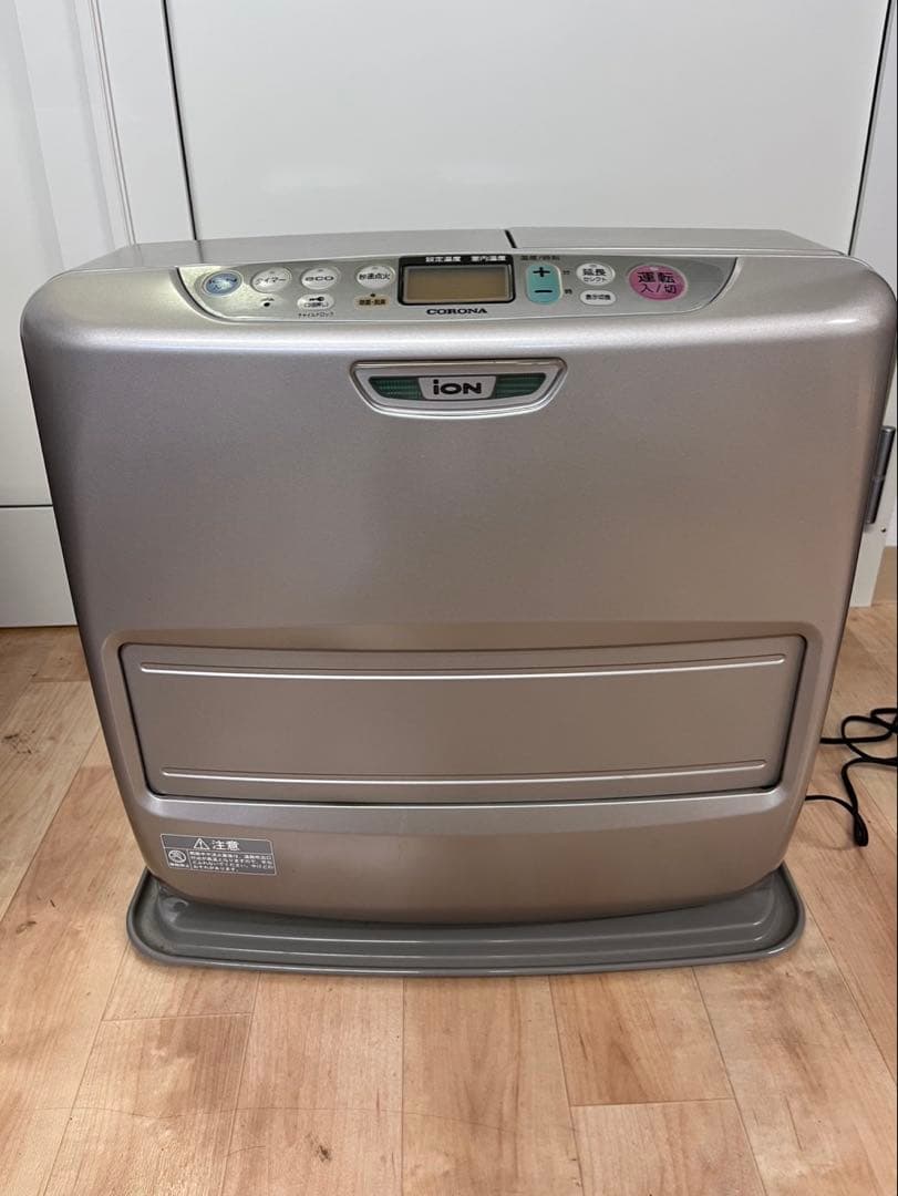 コロナ　石油ファンヒーター